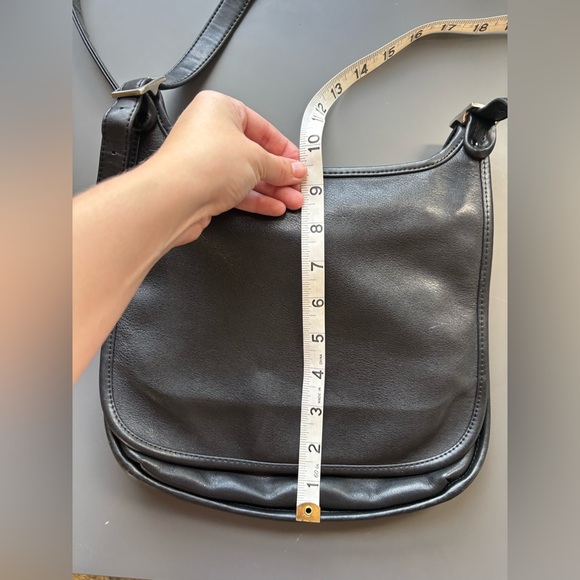 Giani Bernini Leather Flap Crossbody - Picture 10 of 11